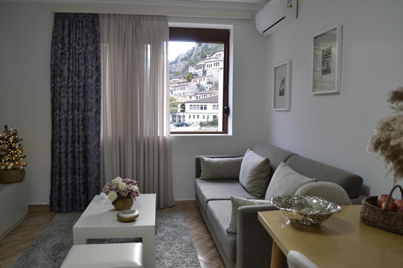Aria Apartment Берат Екстериор снимка