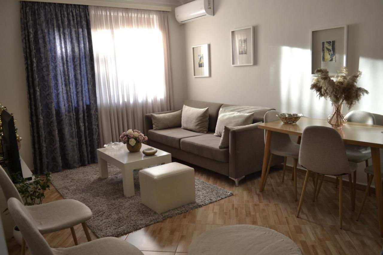 Aria Apartment Берат Екстериор снимка